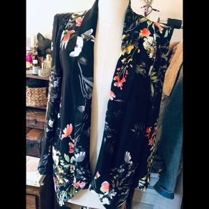 Anthropologie Cartonnier Floral Blazer